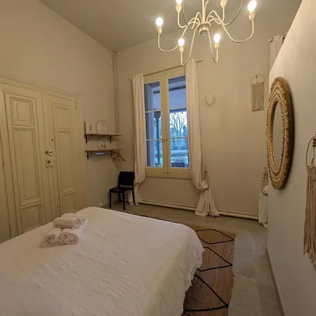 فيلة Sejours & Evenements Prives & Professionnels Saint-Geniès-des-Mourgues